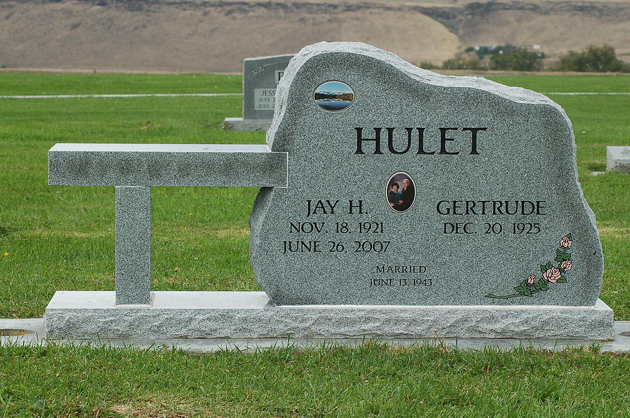 Memorial Bench 14