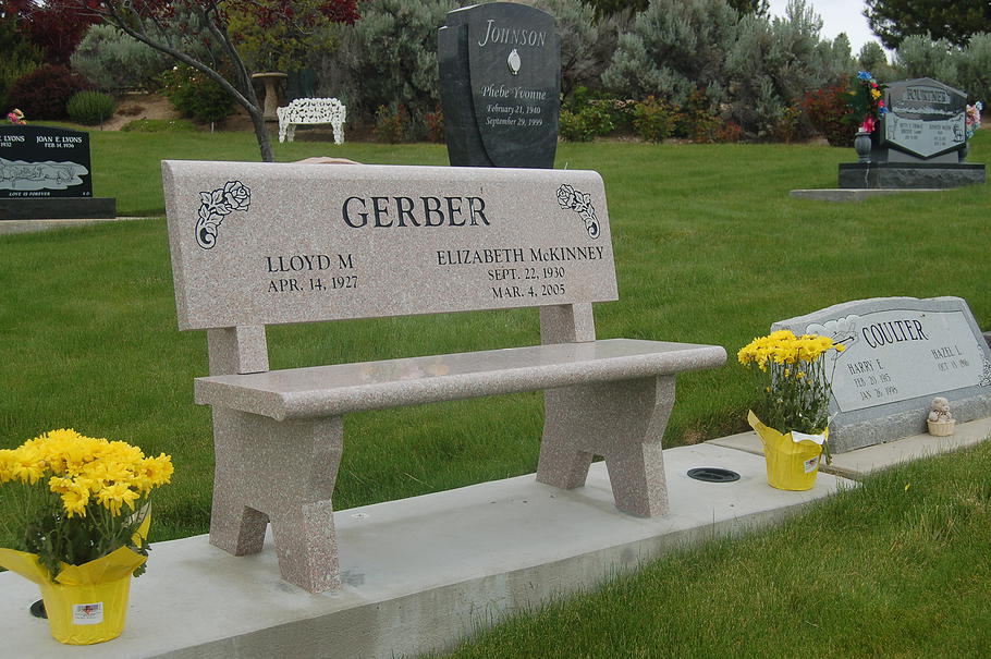 Memorial Bench 15